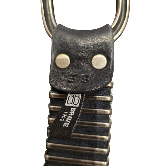 NEW BRAVE BLACK LEATHER BELT - EDGY STYLE - Picture 4 of 5